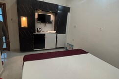 SHISH KAMAl Homestay, Bhikiasain