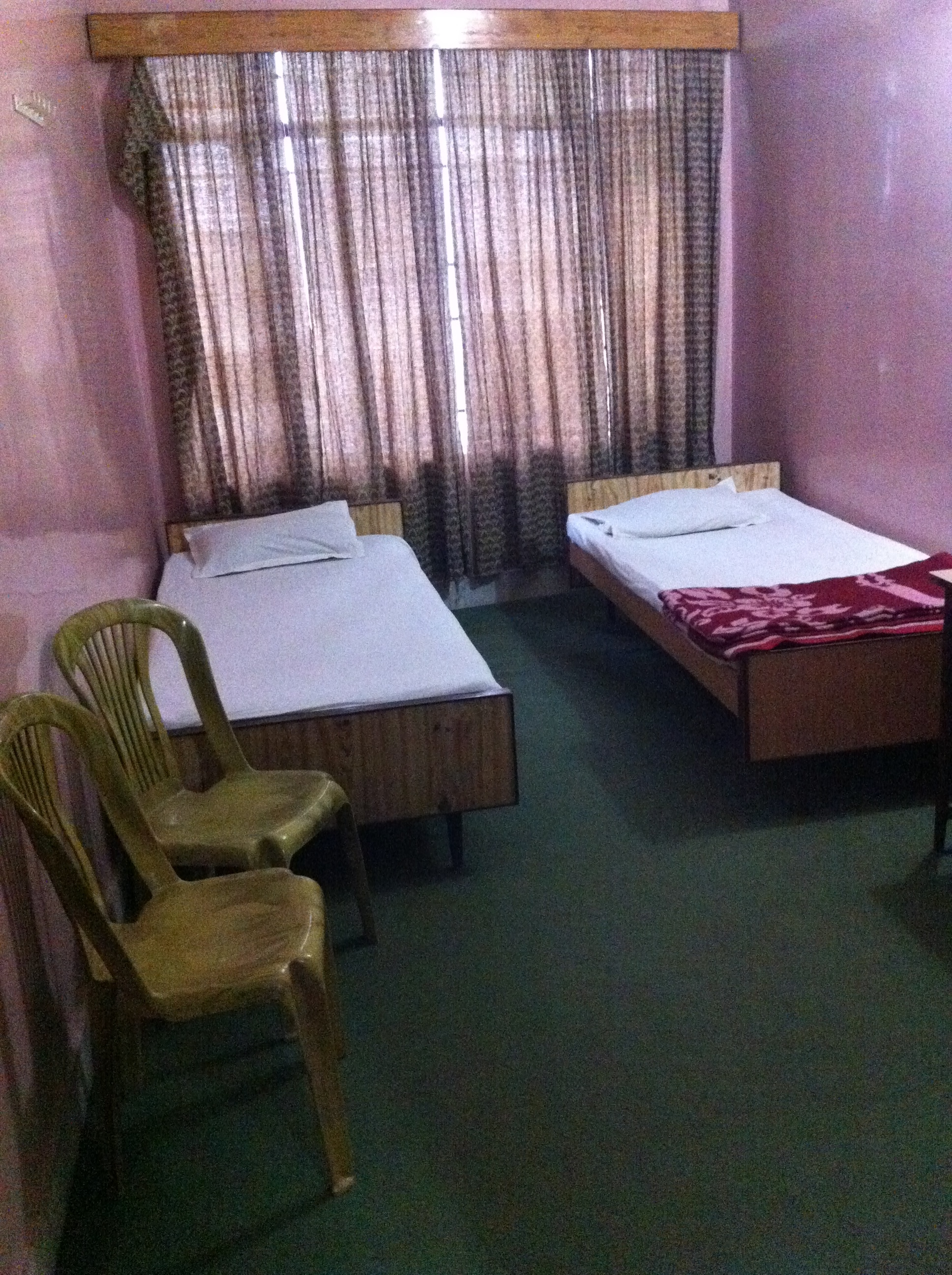 Hotel Sunder - Tap to explore photos