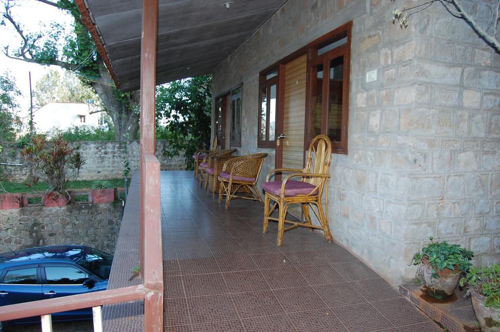 Zeenath Taj Gardens Yelagiri Price Address Reviews