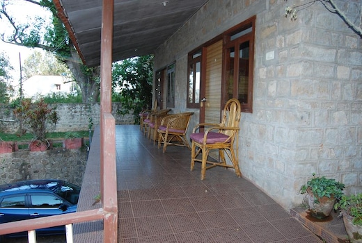 Zeenath Taj Gardens Yelagiri Price Address Reviews