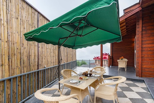 StayVista at The White Oak @ Villa Vivendi