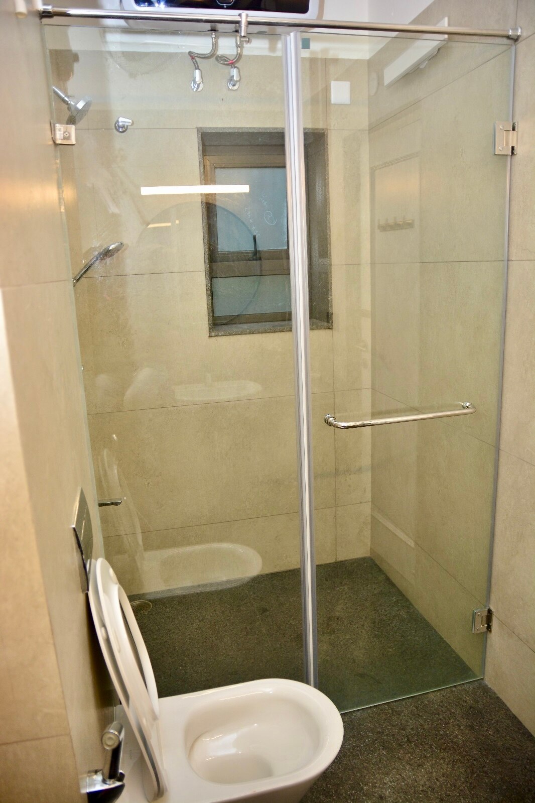 236, MM street, Chettiar Park Road - Tap to explore photos