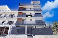 Super Townhouse Sector 143B Noida, Noida