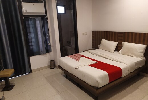 Hotel O Galaxy Rooms