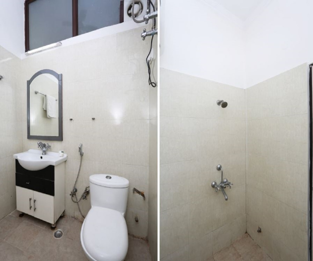 Hotel City Galaxy Inn DLF Phase 2 - Tap to explore photos