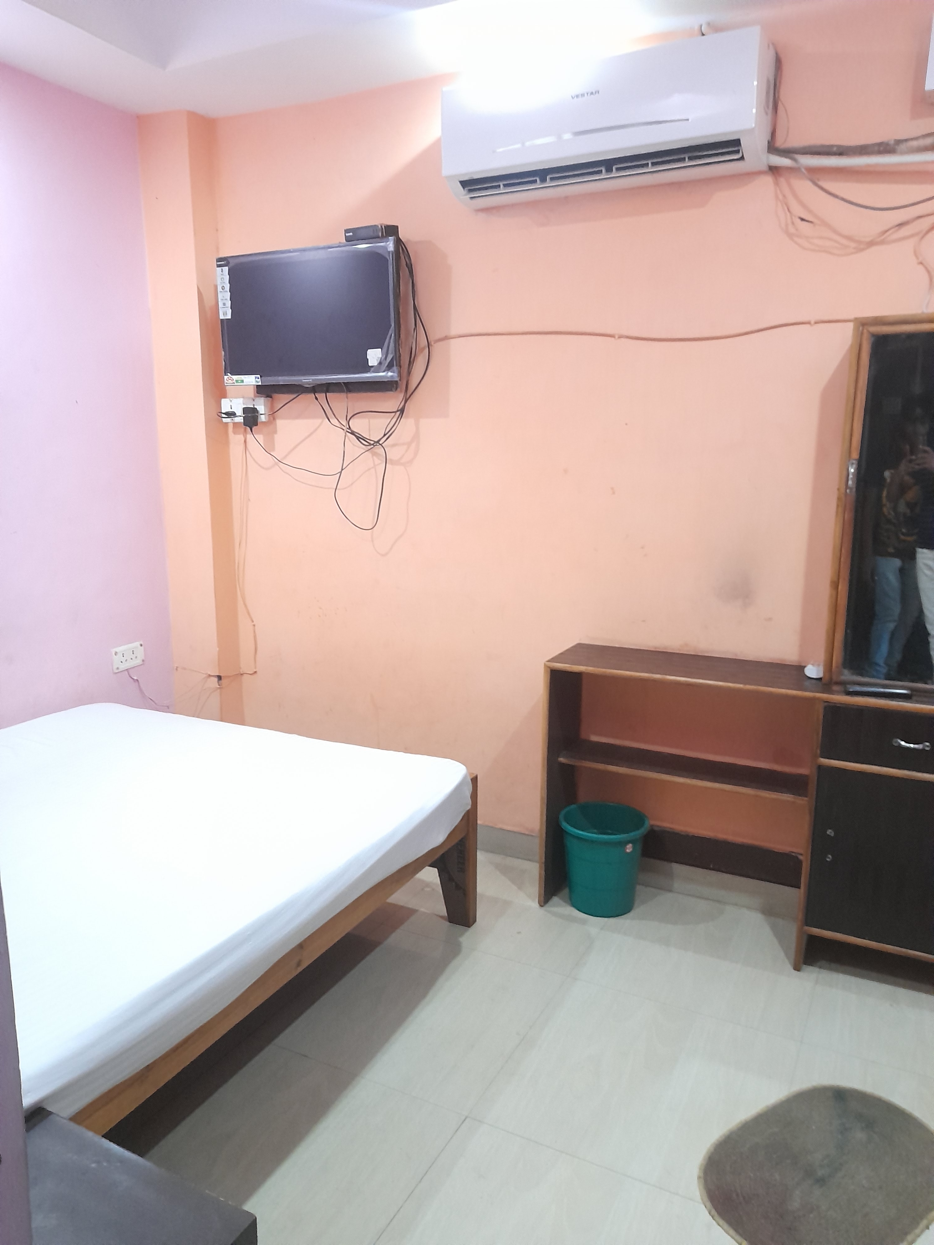 Hotel Shyama Inn - Tap to explore photos