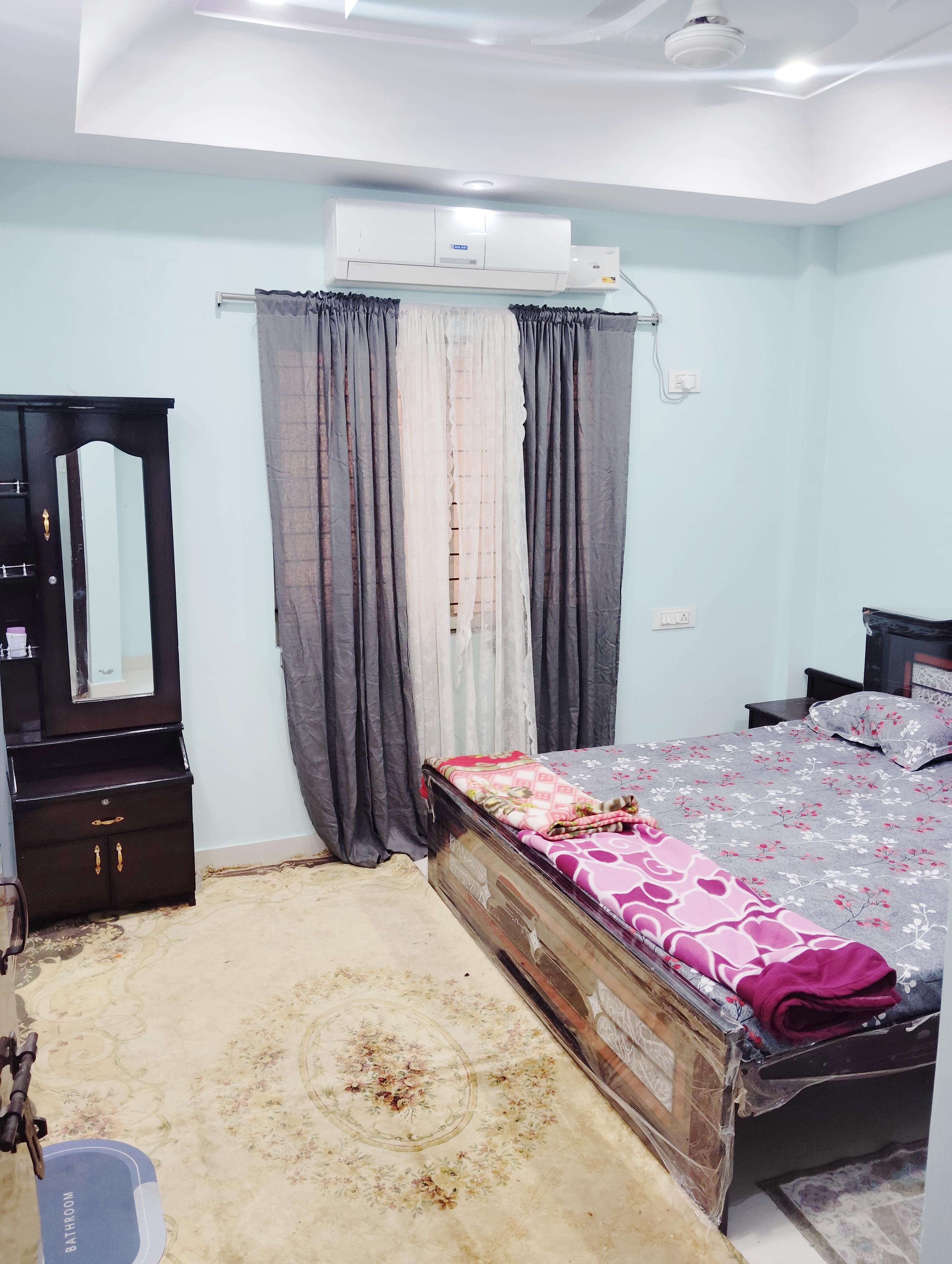 Flat in Mehdipatnam - Tap to explore photos
