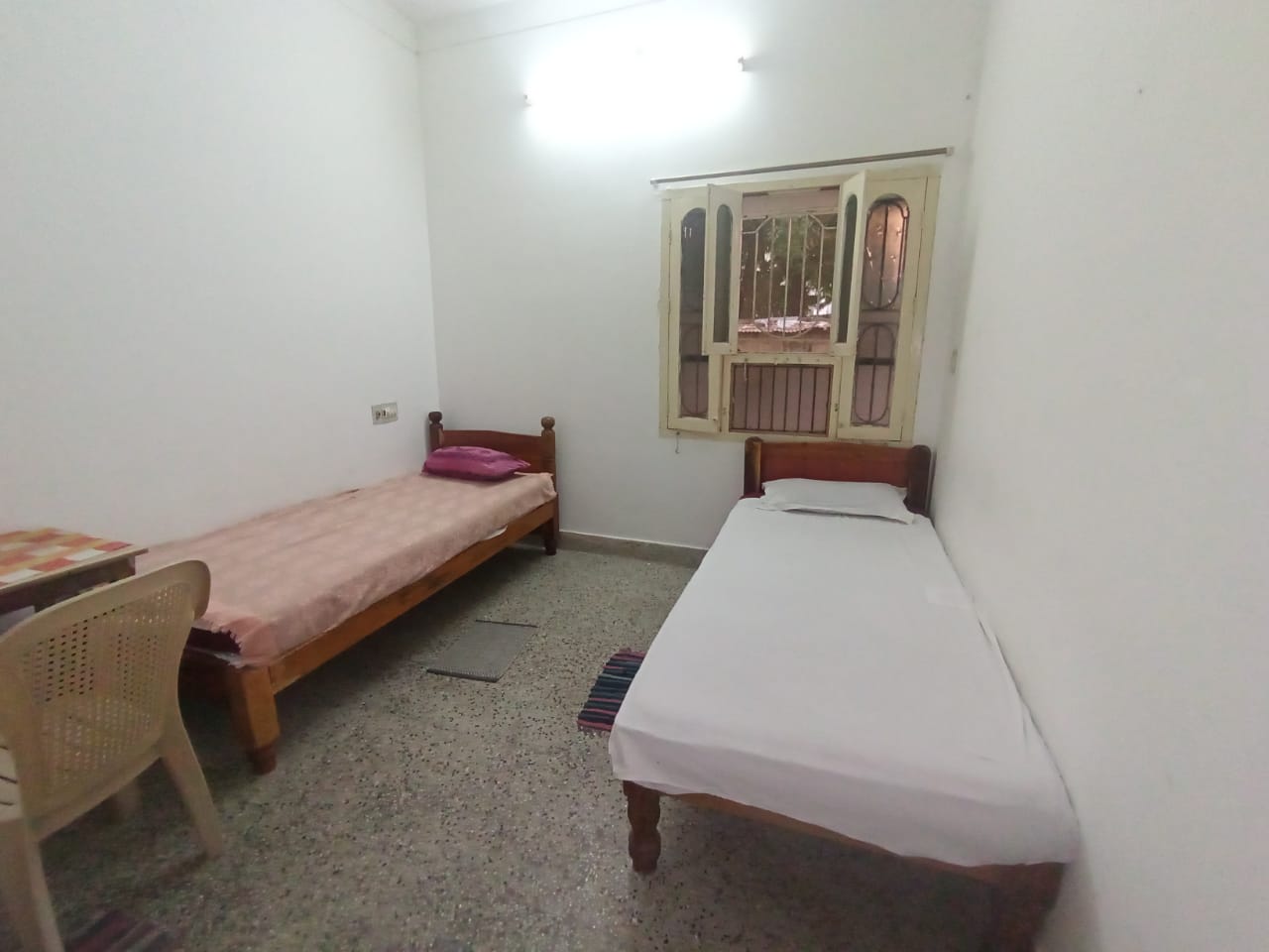Shankaraa Guest House - Tap to explore photos