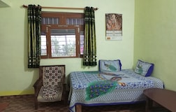 01 Double Bed + 01 Single Bed Room
