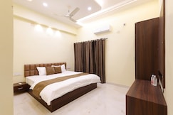 Kudos Lush Stay, Varanasi