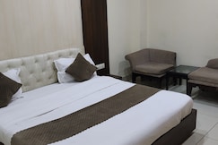 SINGLA HOTEL & RESTAURANT, Hanumangarh