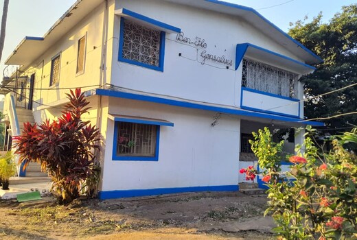 Hill & Garden View Stay