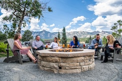 Holiday Inn ESTES PARK, Larimer
