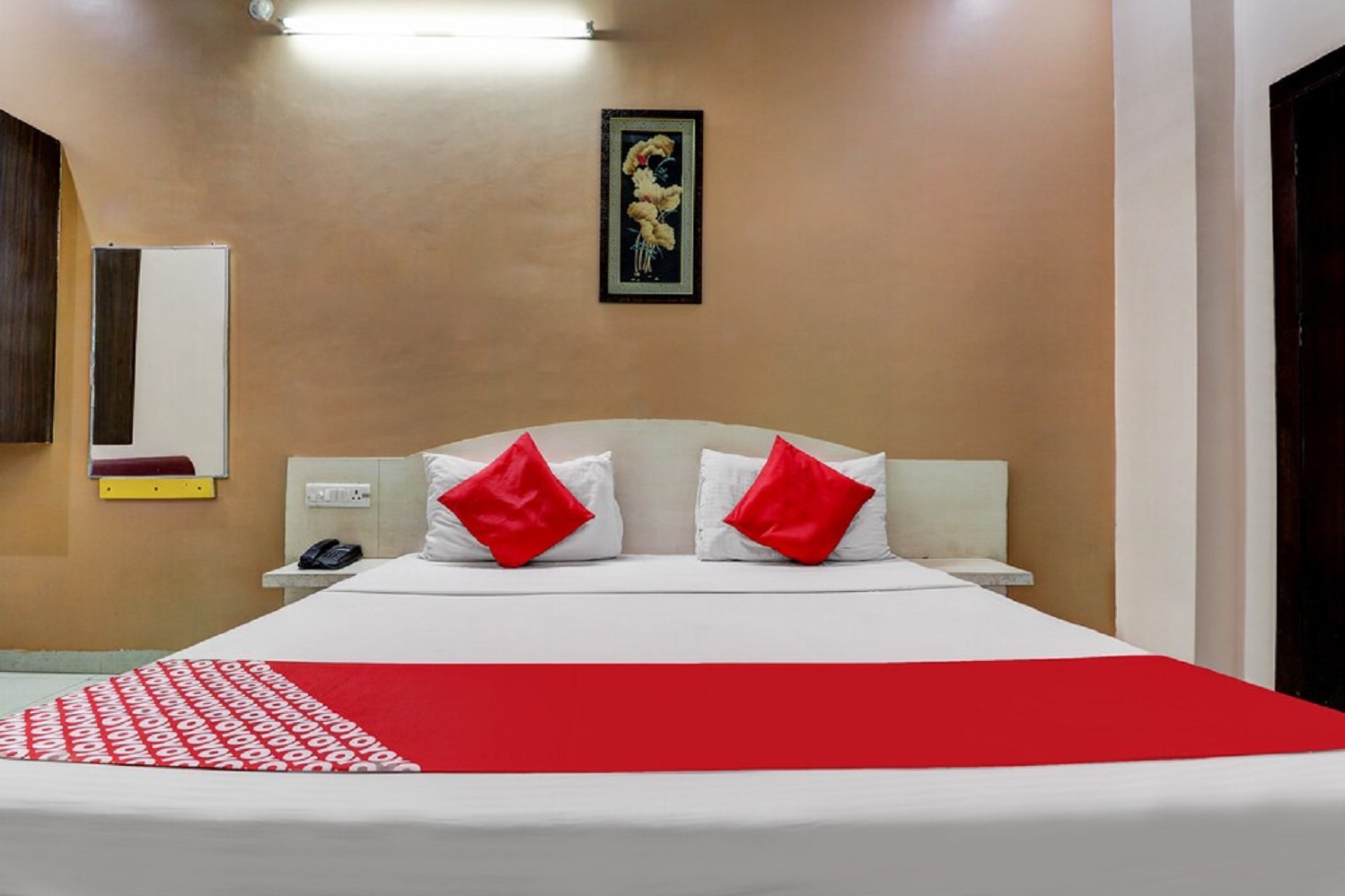 Hotel Shivaay - Tap to explore photos