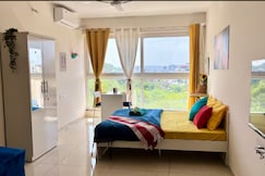 Casa Sparkle Studio Apt near Balewadi High St, Pune