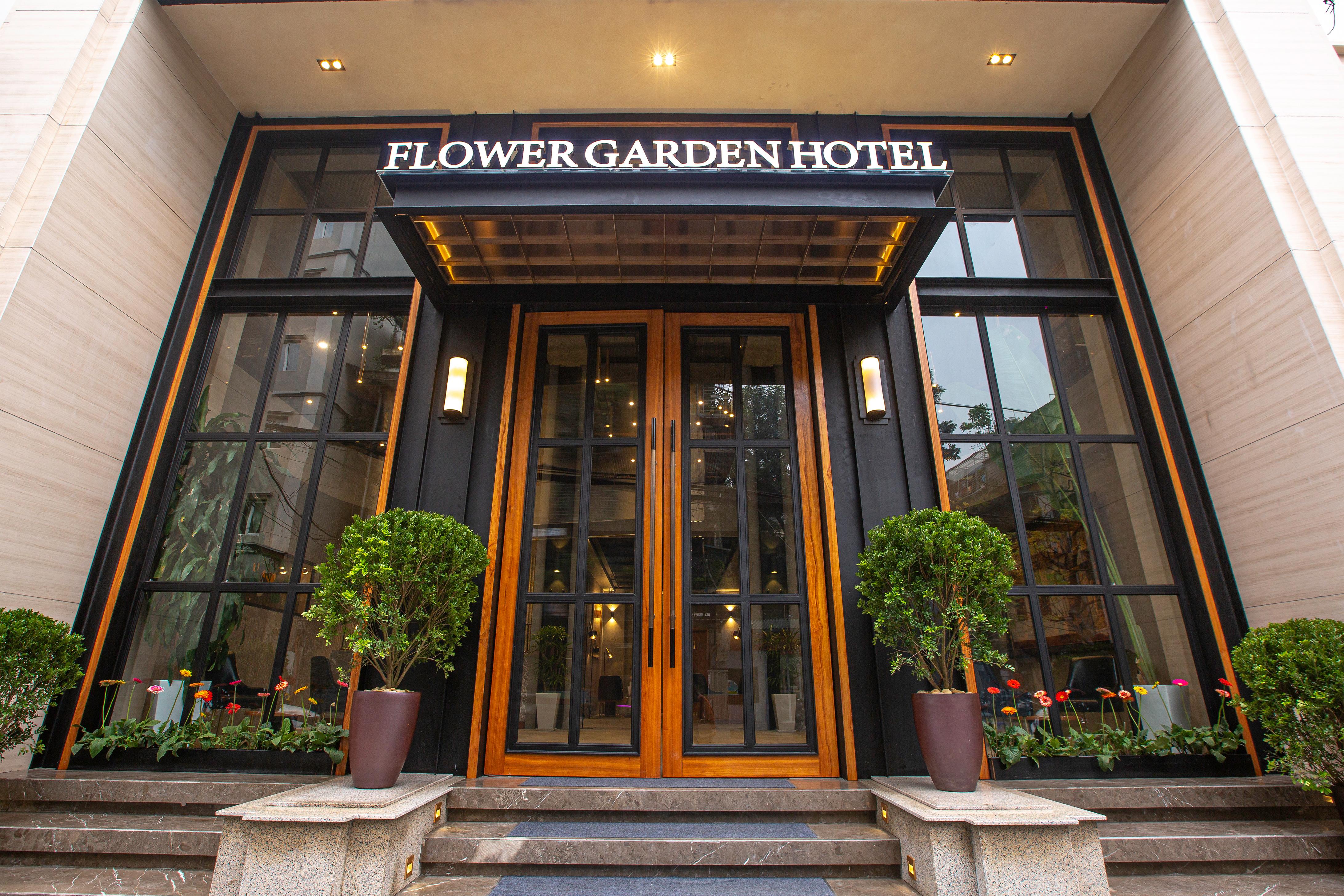 Flower Garden Hotel - Tap to explore photos