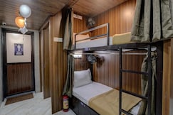 Bombay Stay Backpackers Hostel, Thane