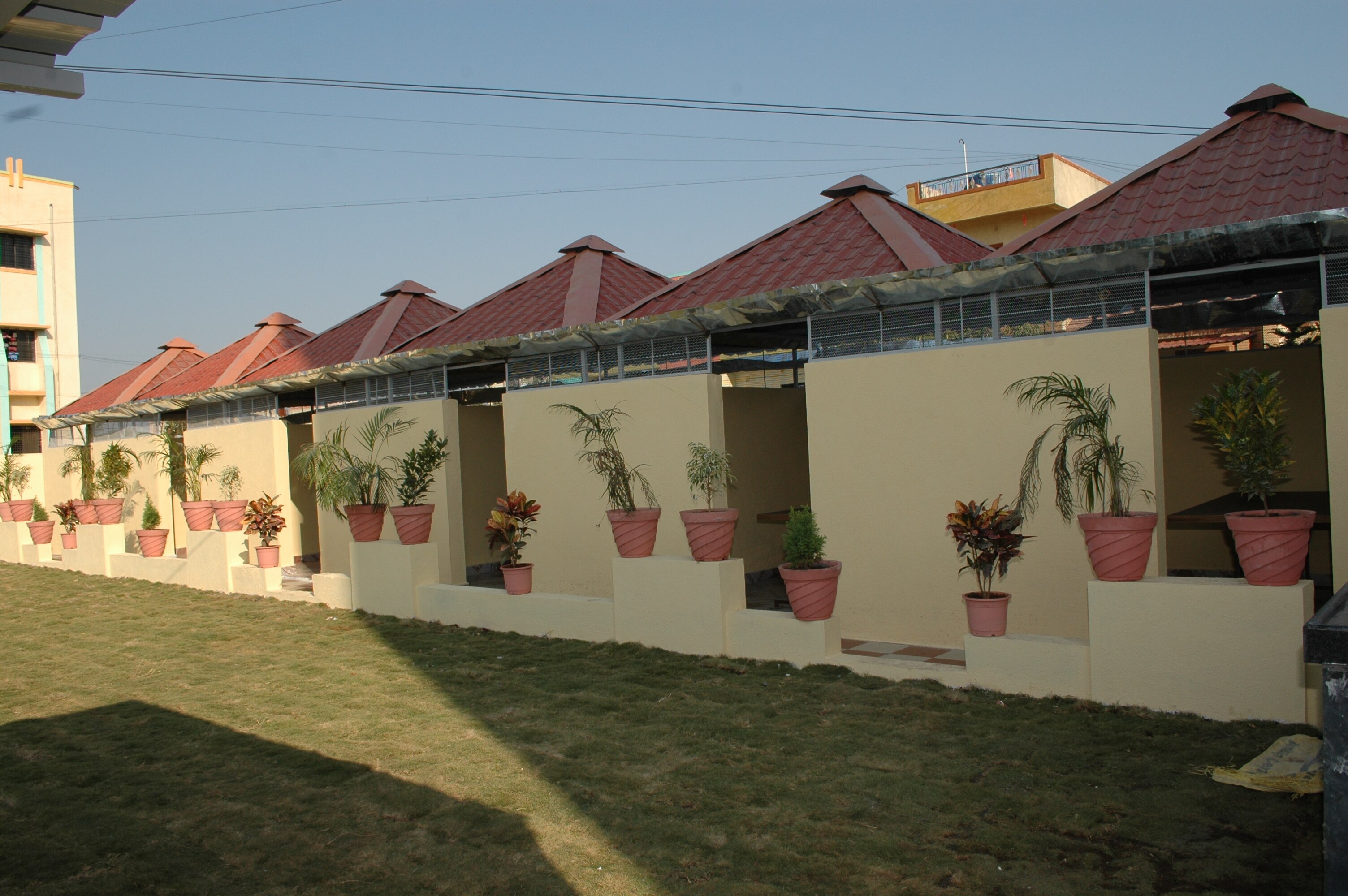 Hotel  Dwarka Palace - Tap to explore photos
