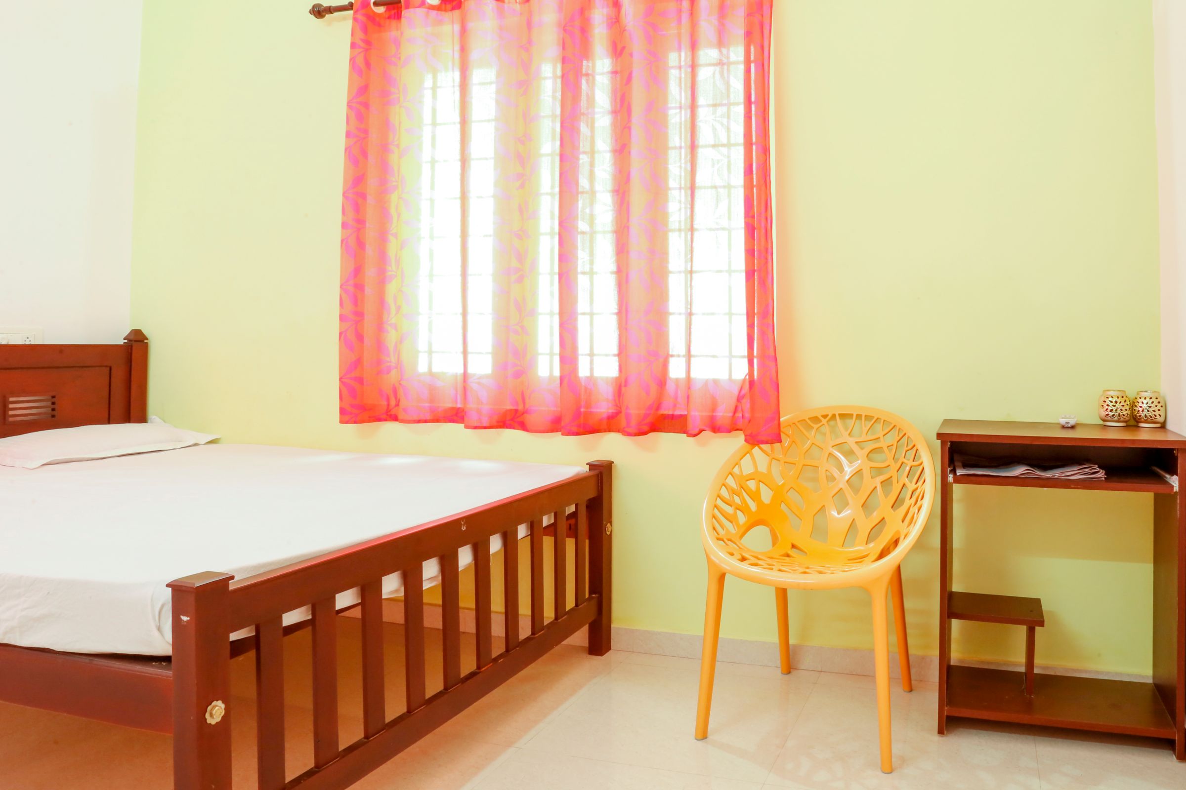 Zoraiz Homestay - Tap to explore photos