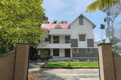 Luxury homestay 1BHK in Ernakulam by Homeyhuts B, Cochin