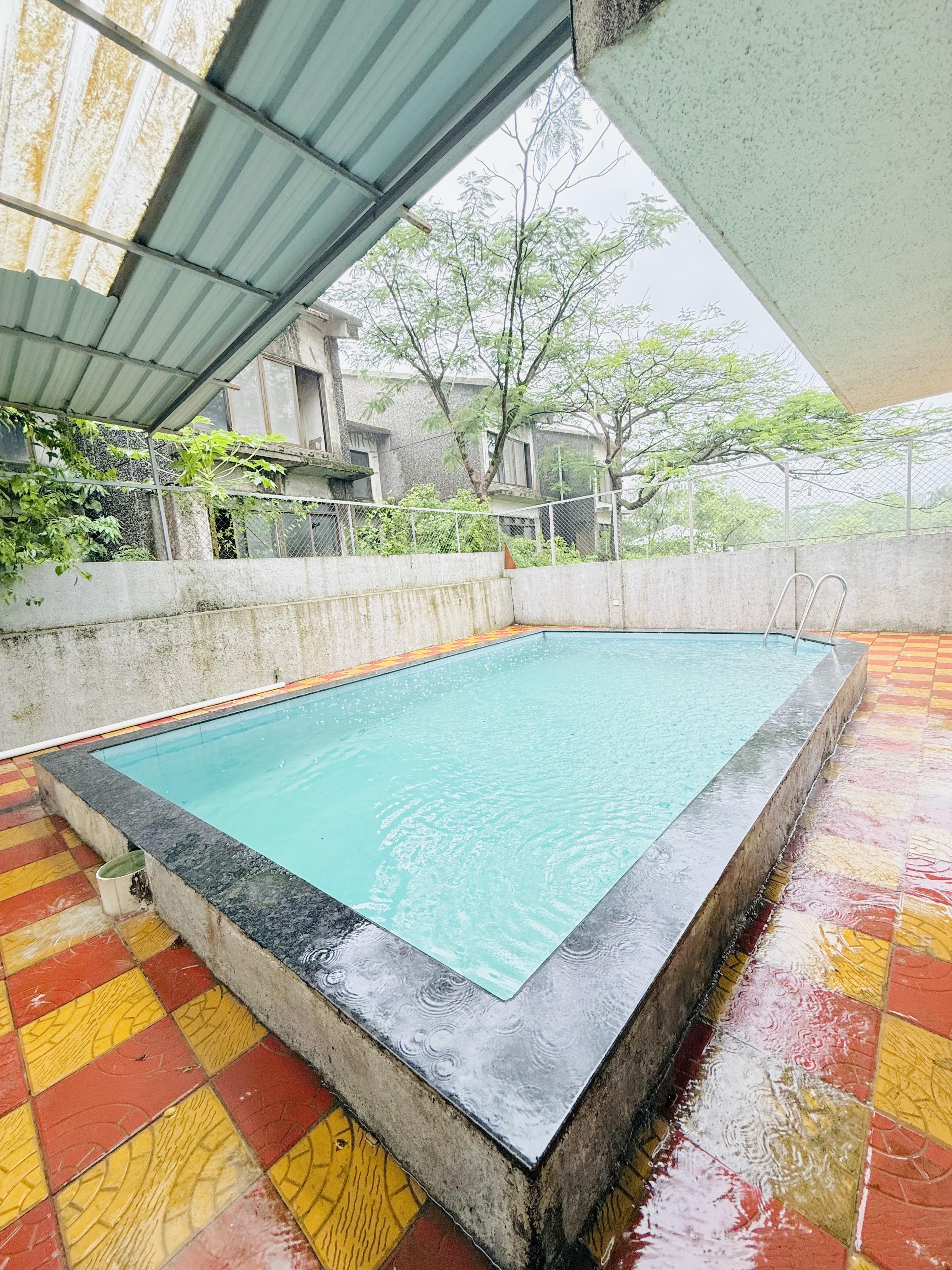 Mannat - Tap to explore photos