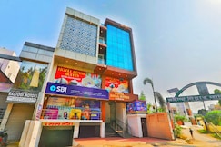 Hotel Royal Suites, Lucknow