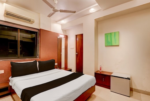 Super Townhouse Oak Ramdaspeth Downtown