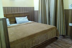 Aum Hotel, Bhowali