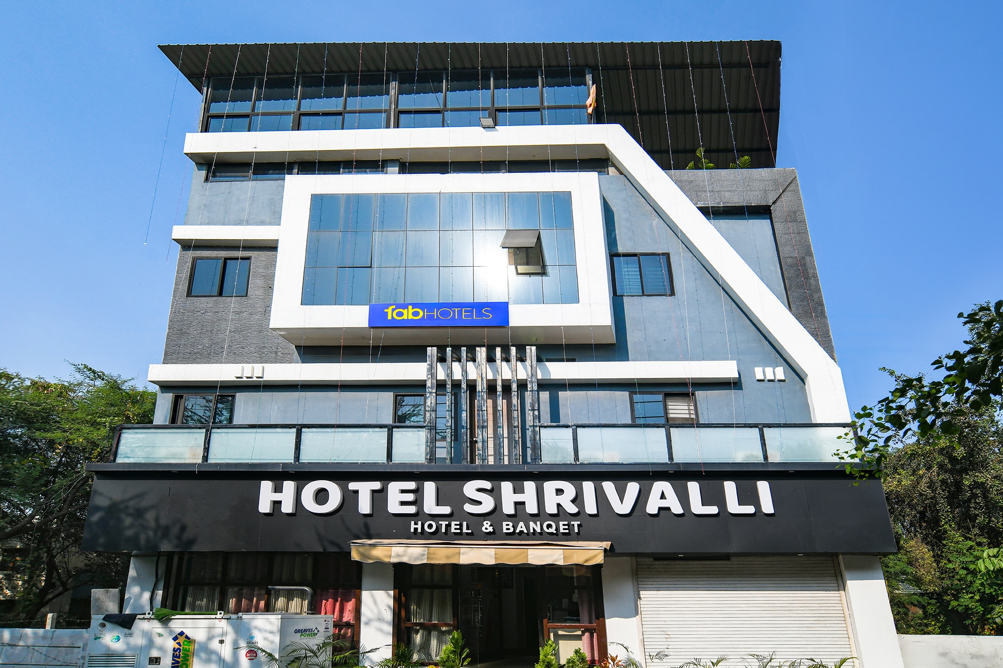 FabHotel Shrivalli - Tap to explore photos