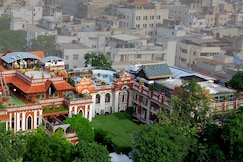 The House of MG, Ahmedabad, Mandal