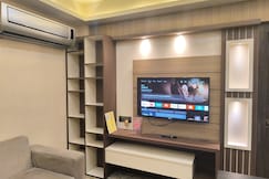 Entire 2BHK Luxurious Studio Apartment || 12 minutes from Airport, Kolkata