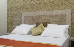 Deluxe room 1