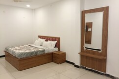 RAMNEE HOME STAY, Ujjain