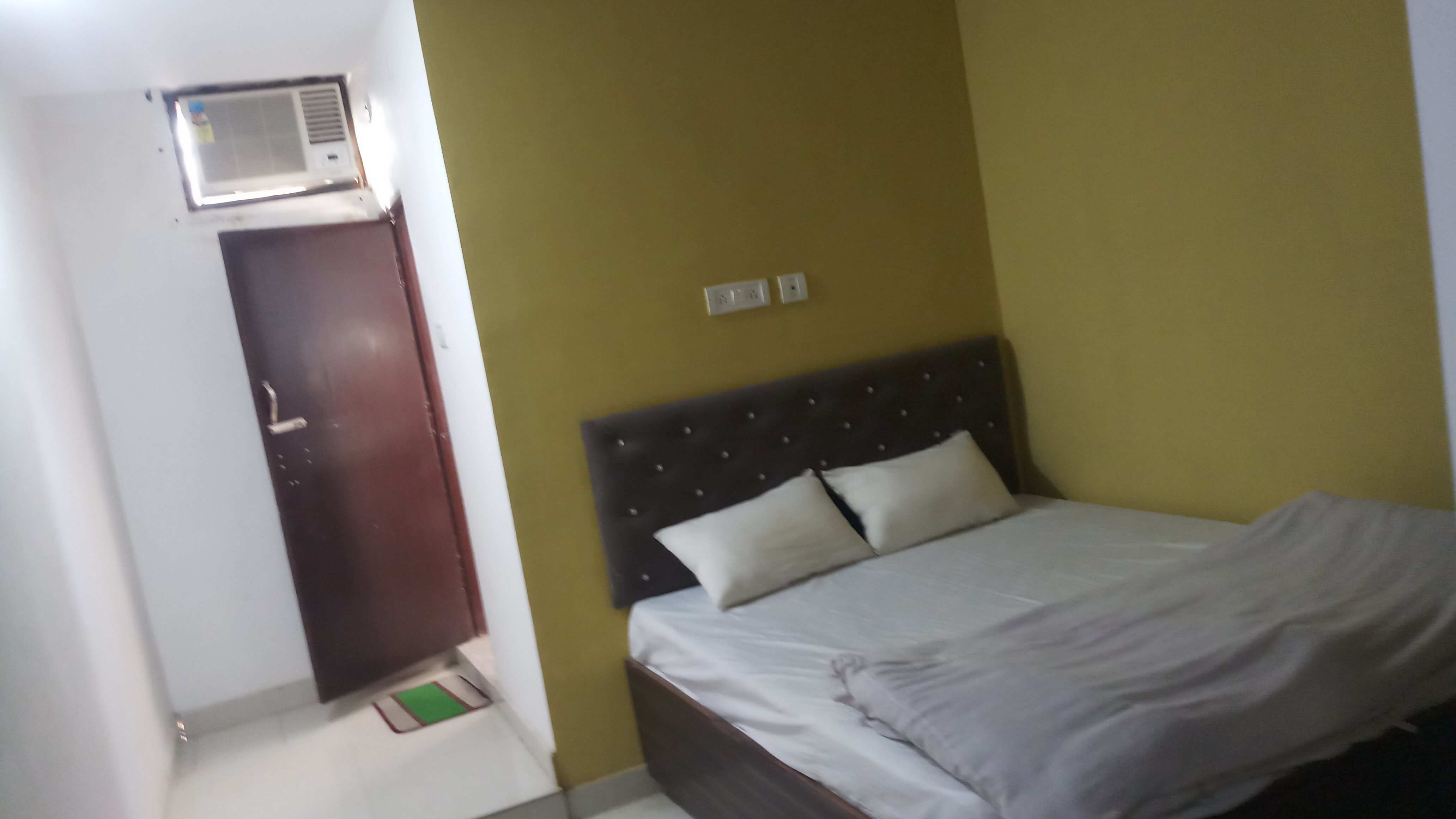 Madhav Guest House - Tap to explore photos