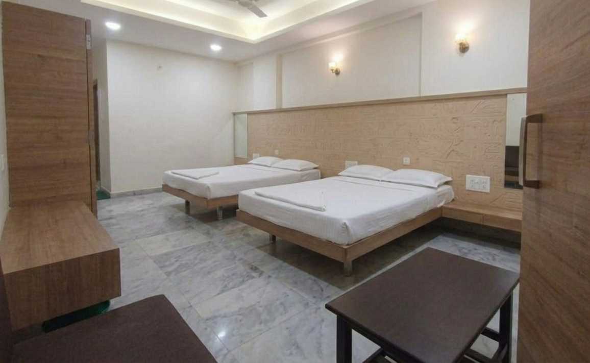 Hotel O Kolhapur Gate Formerly Tanwani Lodging 2