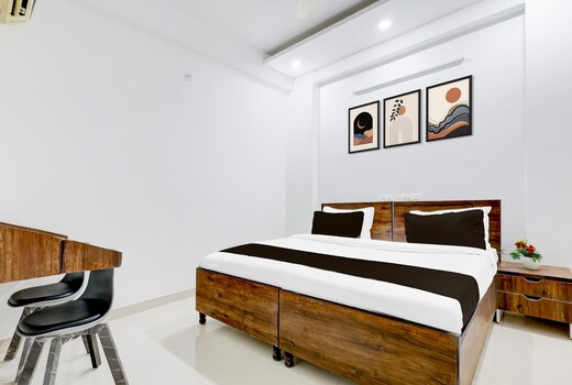 Hotel O Noida Comfort INN