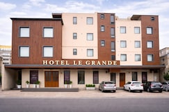 HOTEL LE GRANDE, Mohali