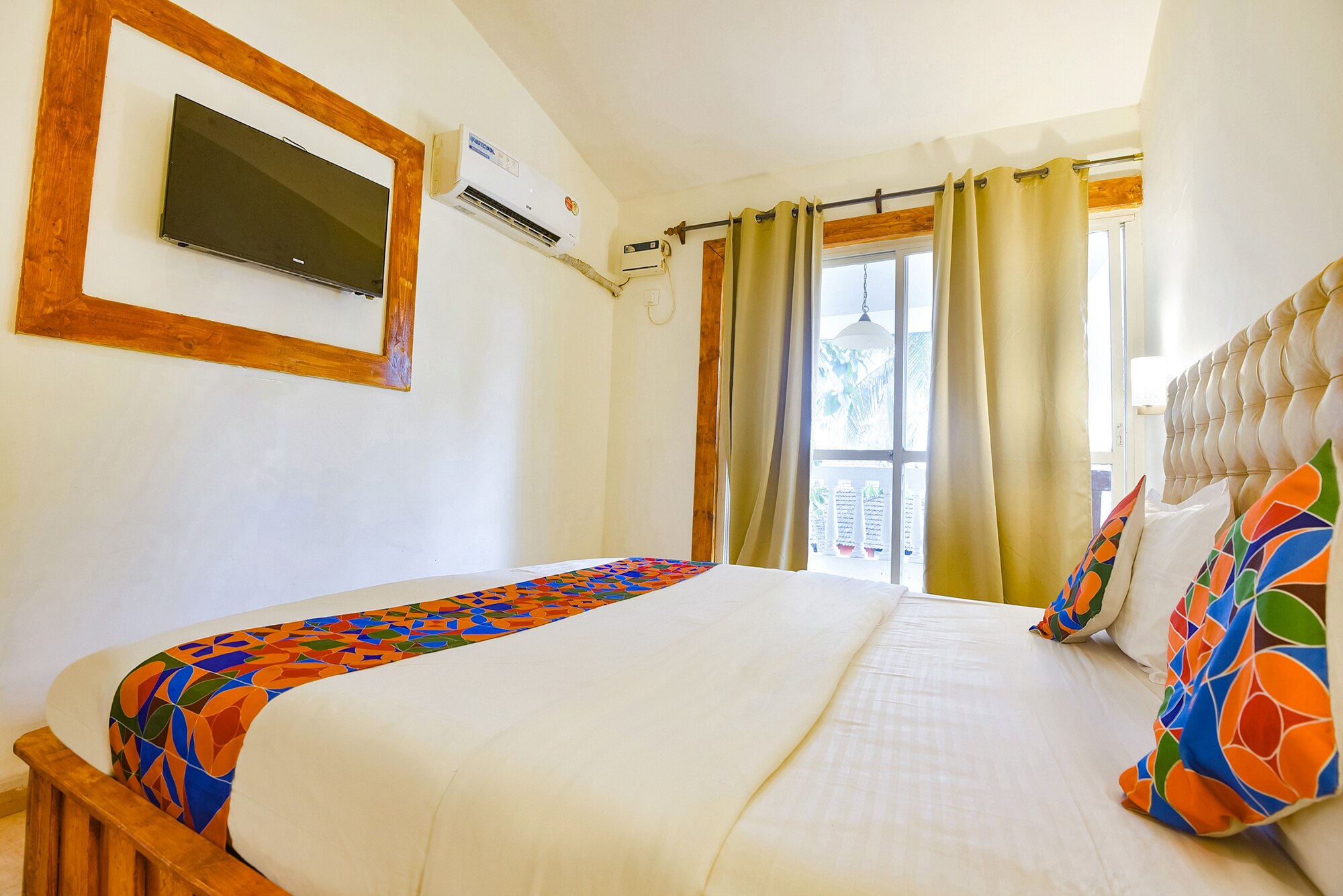 FabHotel Grand Royal Palms - Nr. Benaulim beach - Tap to explore photos
