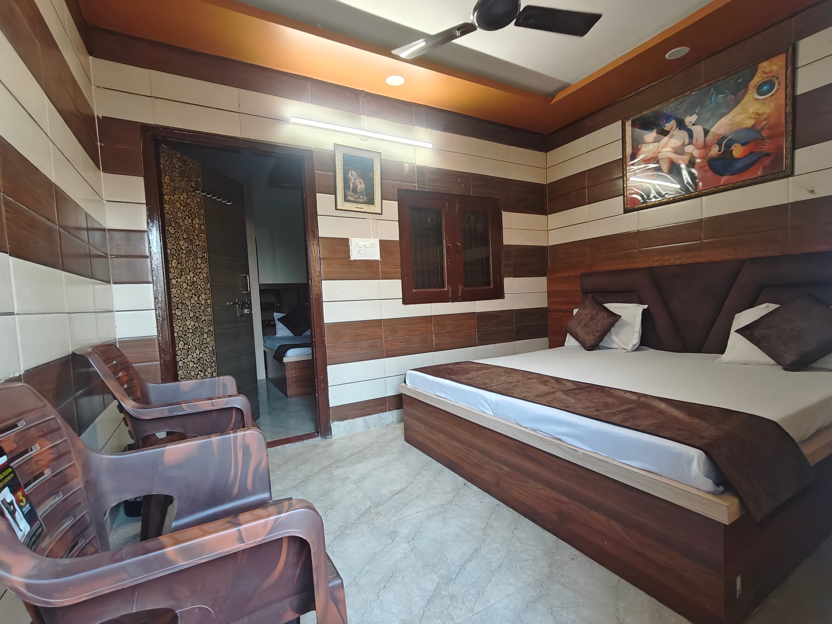 Vats Villa 3 BHK - TOP RATED HOMESTAY - Tap to explore photos