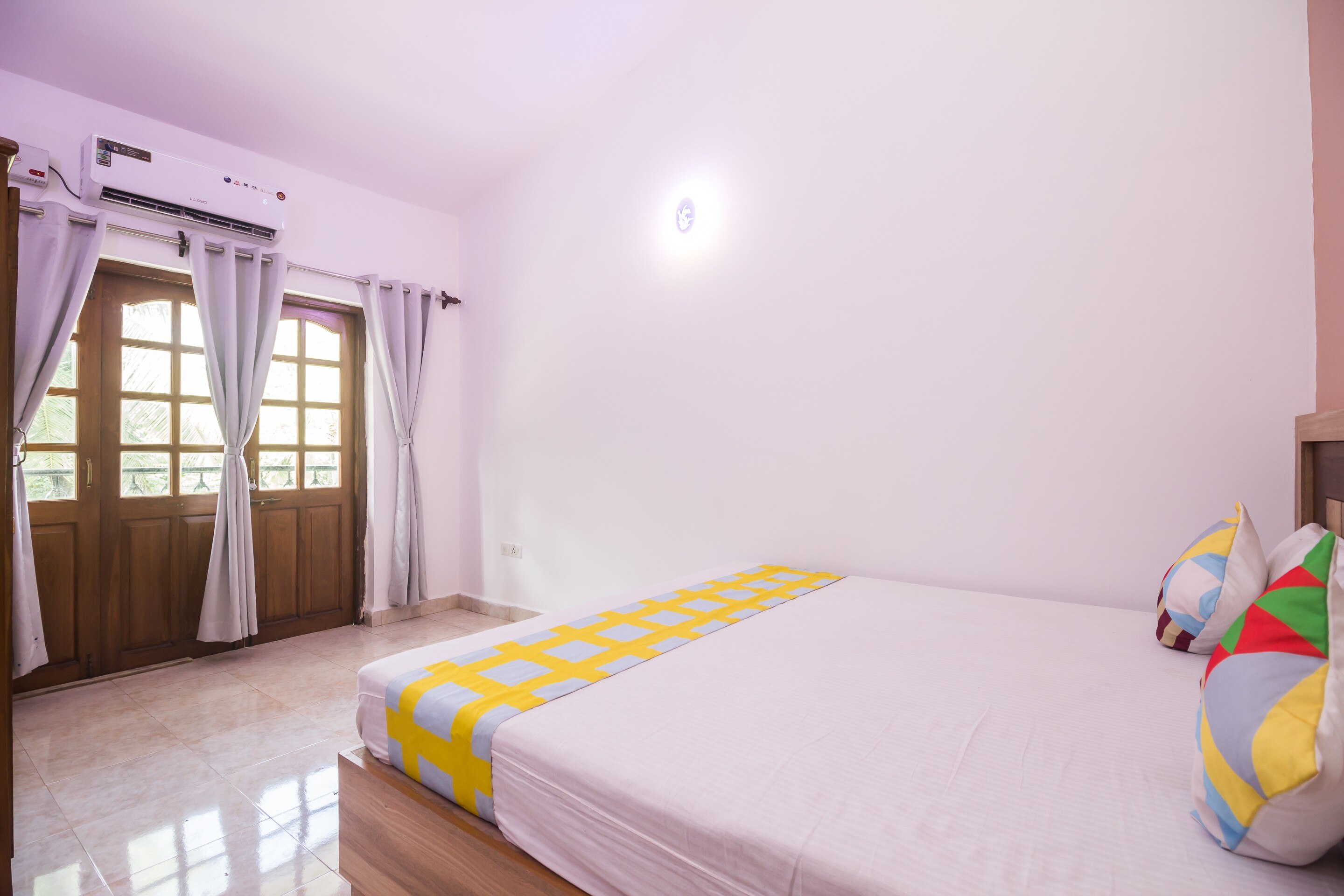 2 BHK Calangute Service Apartment JS1 𝗕𝗢𝗢𝗞 Goa Apartment 𝘄𝗶𝘁𝗵 ₹𝟬 𝗣𝗔𝗬𝗠𝗘𝗡𝗧