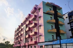 Hotel Aadhitiya Lodge, Karaikudi
