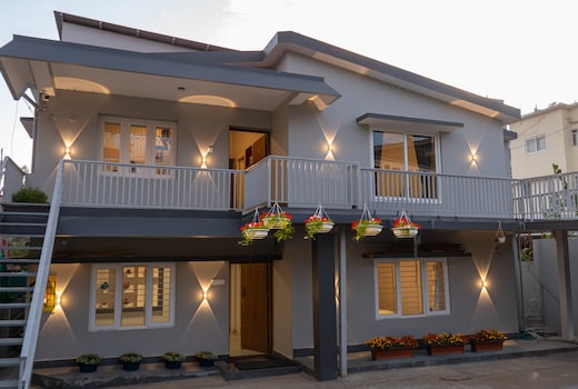 Garden Stay Rooms & Caretaker