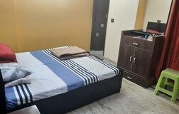 Private room in home