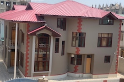 Penthouse Paradise, Srinagar