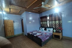EVERGREEN GUEST HOUSE, Srinagar