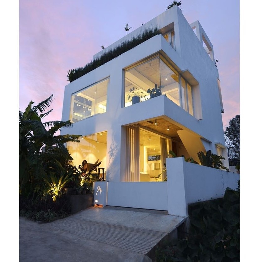 Aakara  Leisure Villa - Tap to explore photos