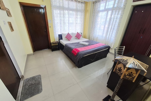 Mayabini Homestay Near GNRC Hospital Self Cooking