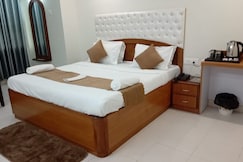 Hotel Galaxy International, Lucknow