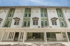 Collection O near Harbour Bay Mall formerly Kansa Hotel, Batam