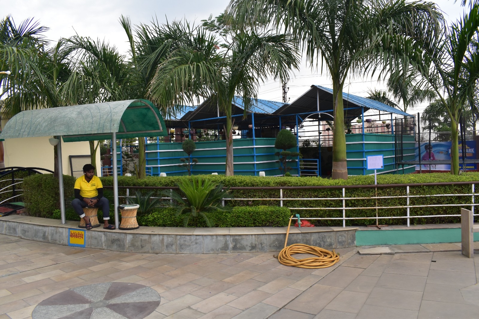 HOLIDAY WATERPARK HOTEL AND RESORT - Tap to explore photos